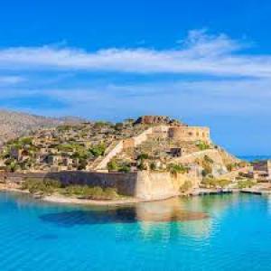 AGH-03 - Τα κρυστάλλινα νερά της Ελούντας και η Σπιναλόγκα